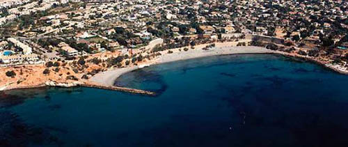 playa-de-la-caleta-en-orihuela-en-alicante