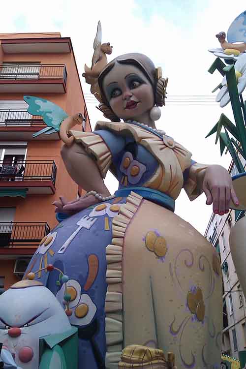 falla-de-padre-santonja-guia-de-valencia