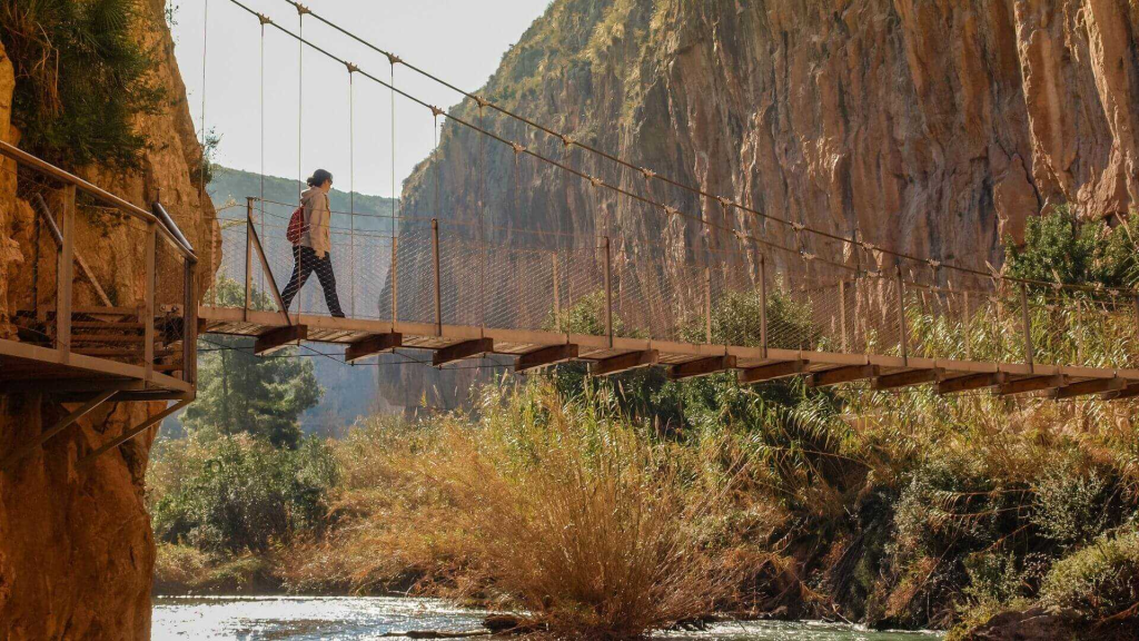puentes colgantes chulilla
