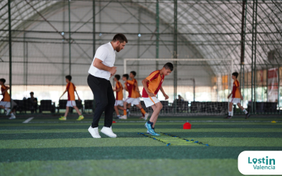 Entrenar en verano en Valencia: por qué no debes dejar el gimnasio (ni las zapatillas) en el cajón